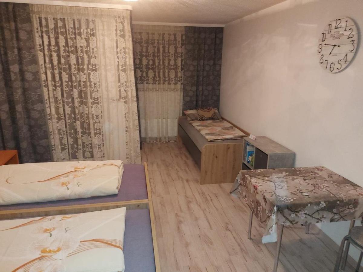 Steinhuebel Uni-Naehe Apartment Хомбург Екстериор снимка