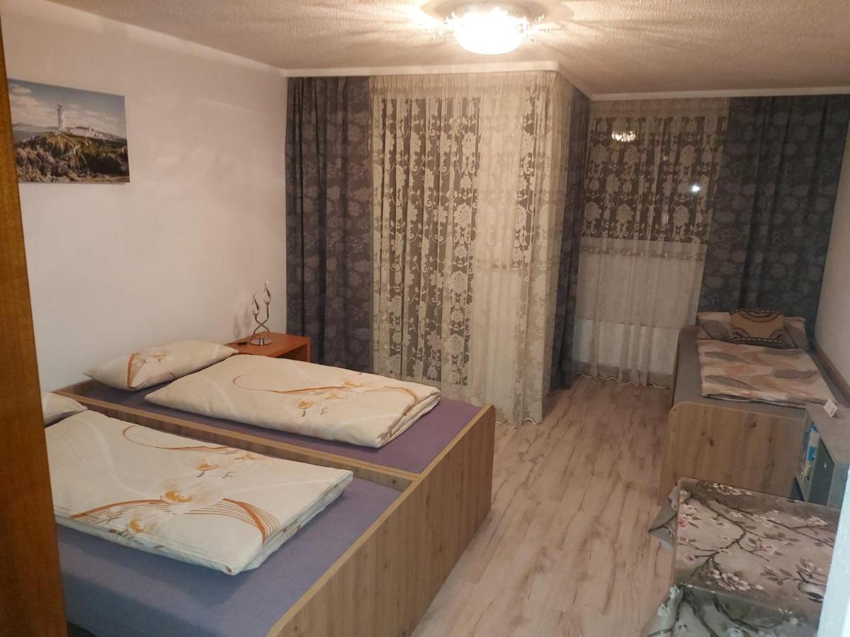 Steinhuebel Uni-Naehe Apartment Хомбург Екстериор снимка